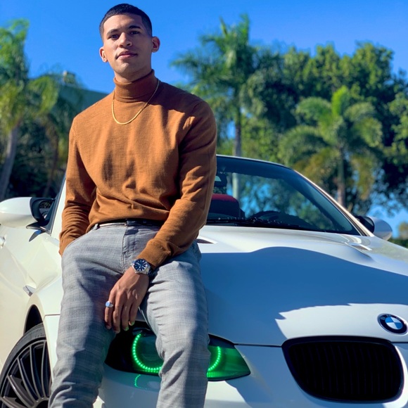 Meet your Posher, Jonathan - Picture 1 of 1